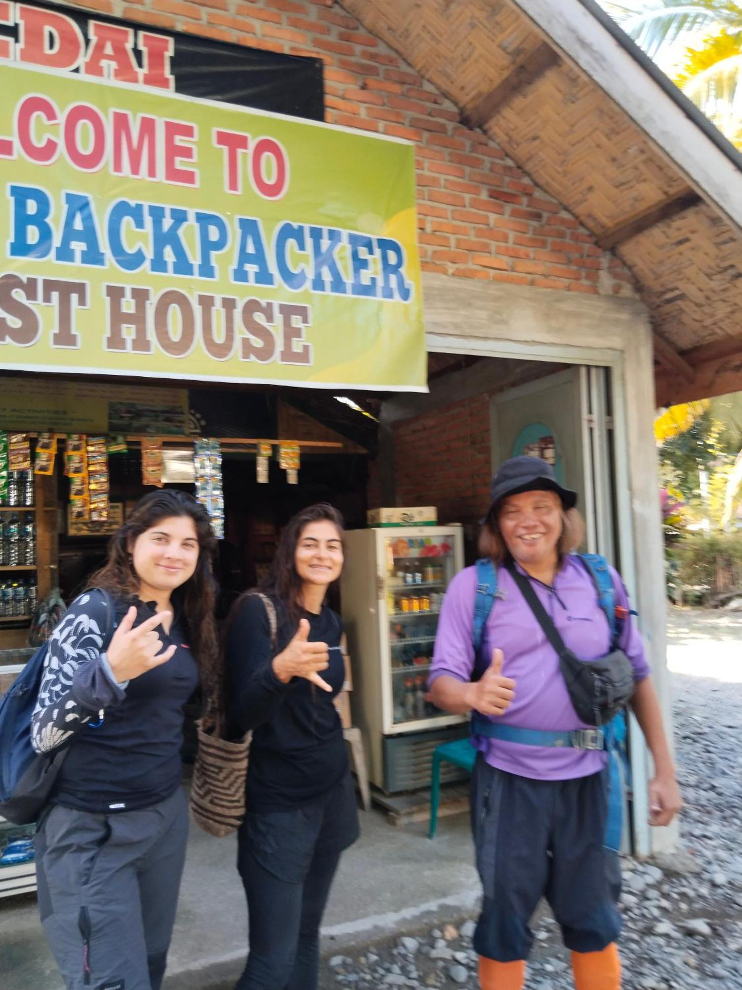 Jhony'S Backpacker-Guest House Only Stay Here Book Treking With Us Bukit Lawang Exterior photo
