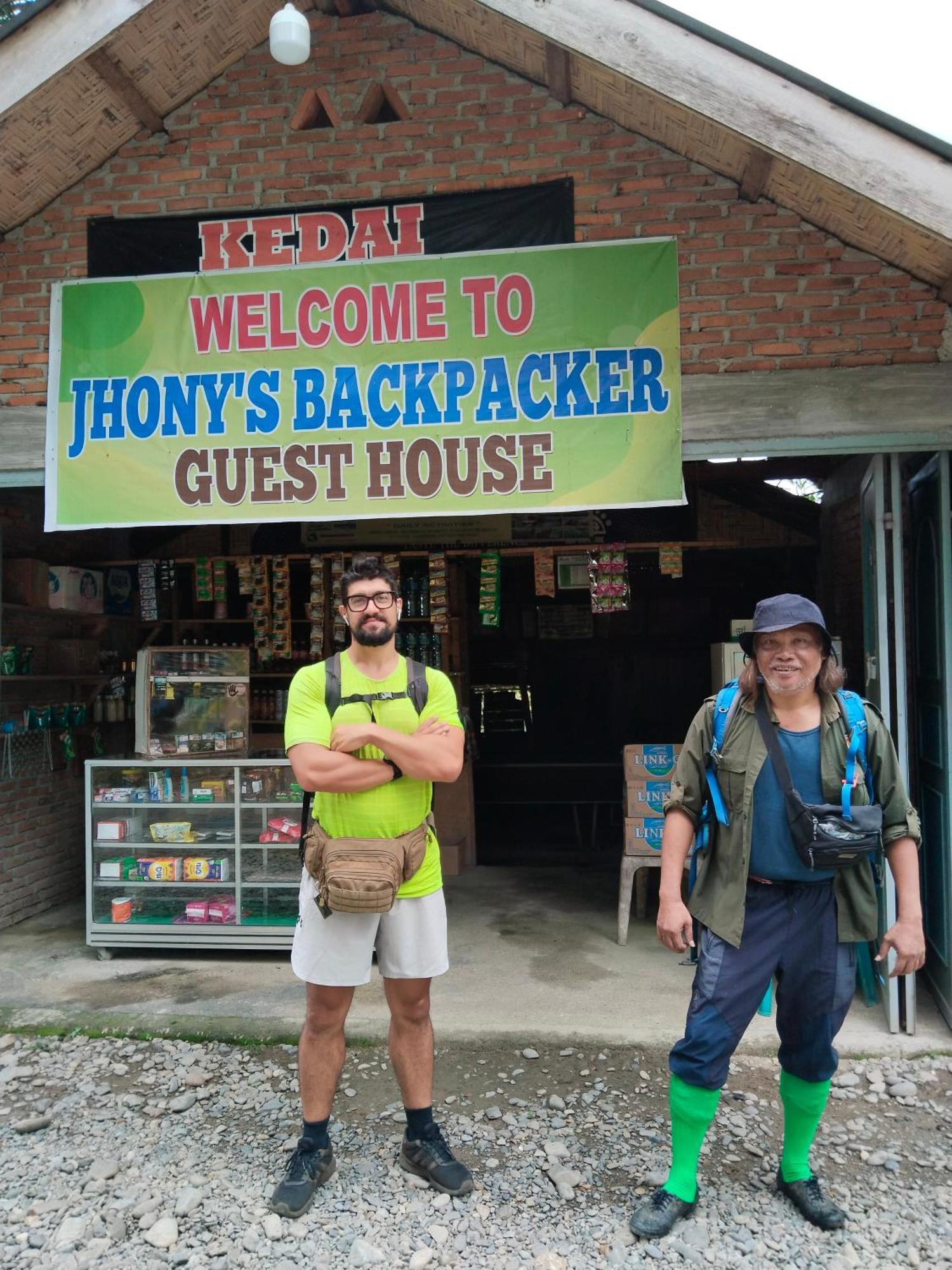Jhony'S Backpacker-Guest House Only Stay Here Book Treking With Us Bukit Lawang Exterior photo
